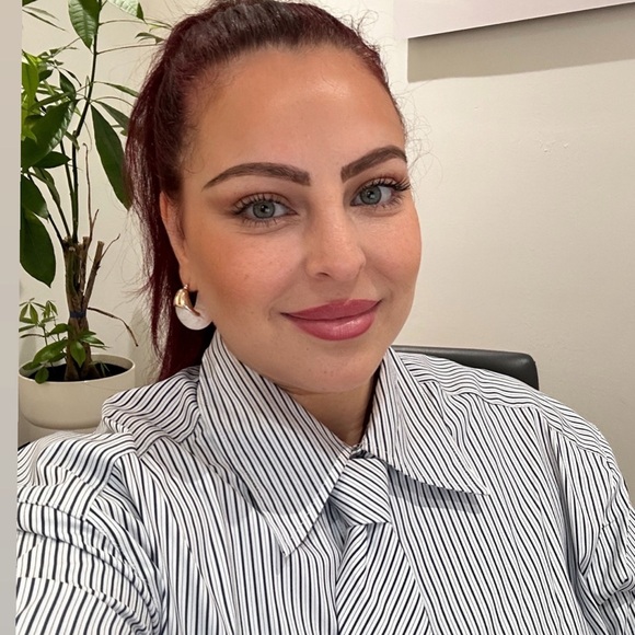 Meet your Posher, Cici - Picture 1 of 11